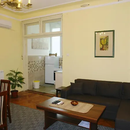 Tasmajdan Apartamento